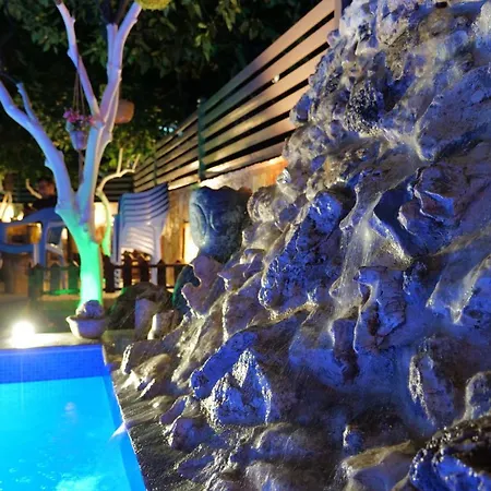 Ahmeti Sarande