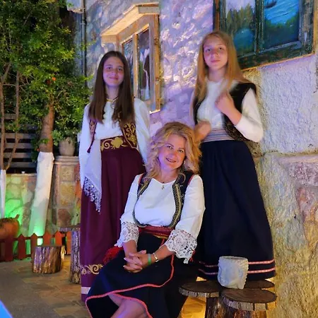 Bed & Breakfast Ahmeti *