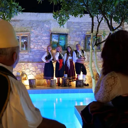 Ahmeti Sarande